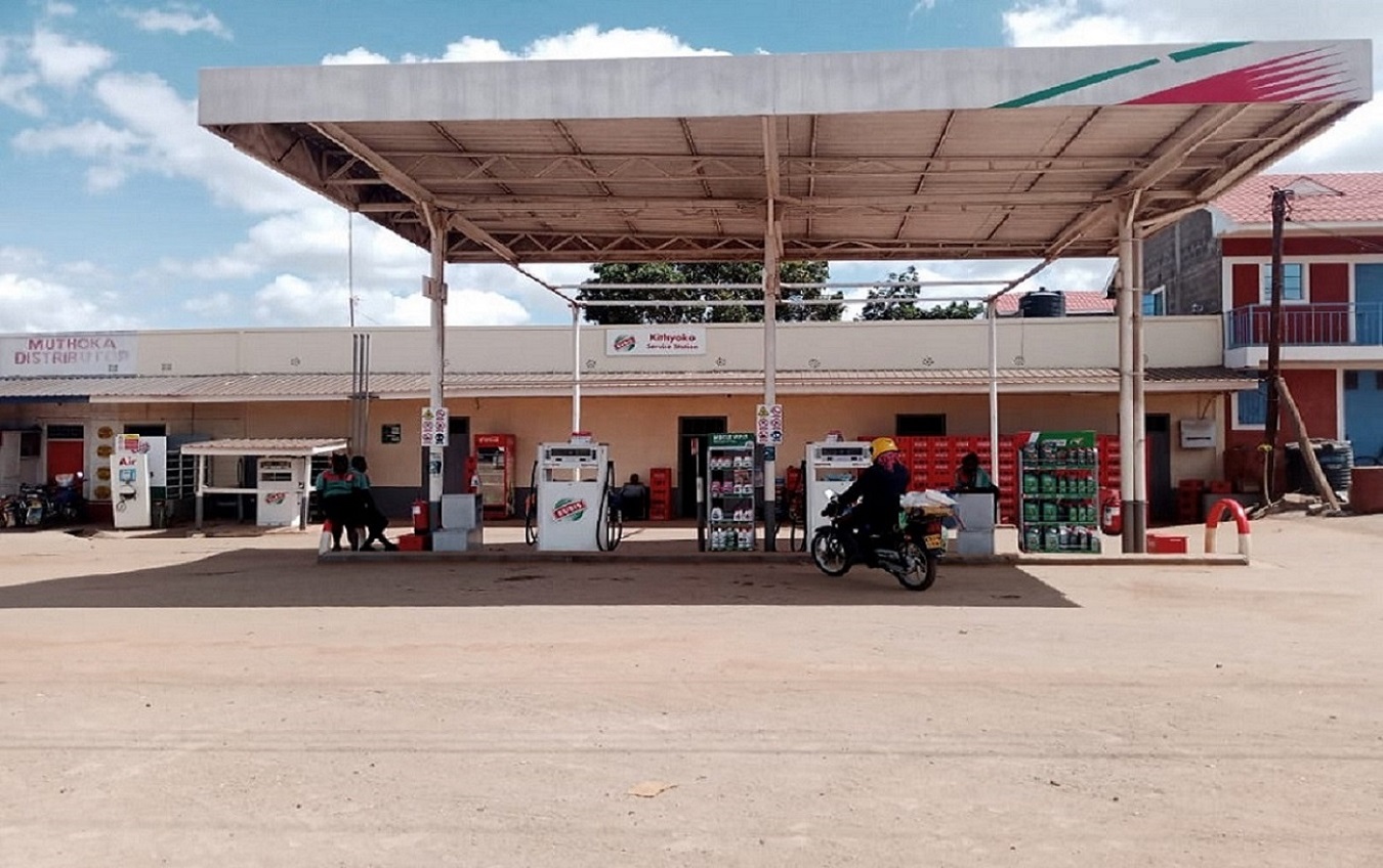 Rubis Kithyoko Service Station exterior view